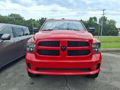 2018 RAM 1500 Express 4x2 Crew Cab 5'7" Box