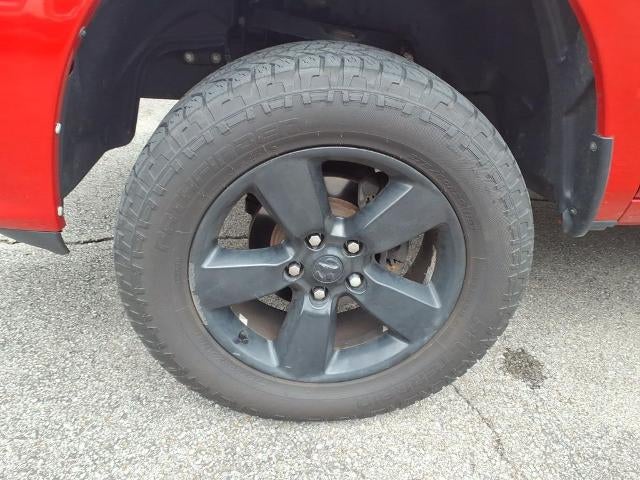 2018 RAM 1500 Express 4x2 Crew Cab 5'7" Box