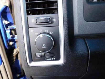 2015 RAM 1500 4WD Crew Cab 5.7 Ft Box Outdoorsman