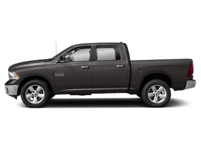2014 RAM 1500 4WD Crew Cab 5.7 Ft Box Lone Star