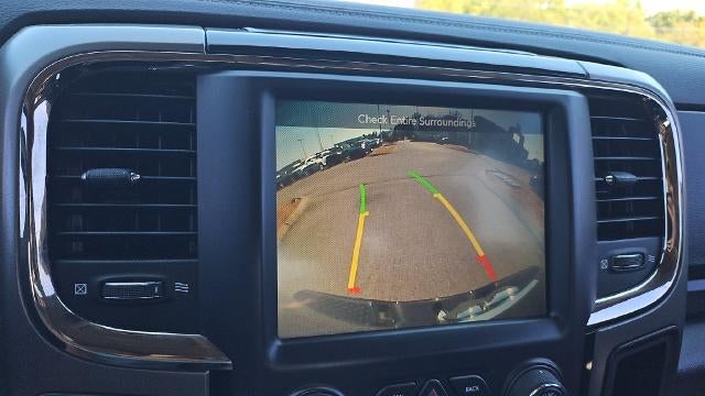 2014 RAM 1500 4WD Crew Cab 5.7 Ft Box Sport