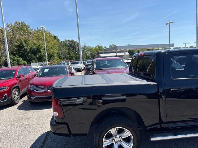 2014 RAM 1500 4WD Crew Cab 5.7 Ft Box Sport