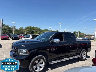 2014 RAM 1500 4WD Crew Cab 5.7 Ft Box Sport