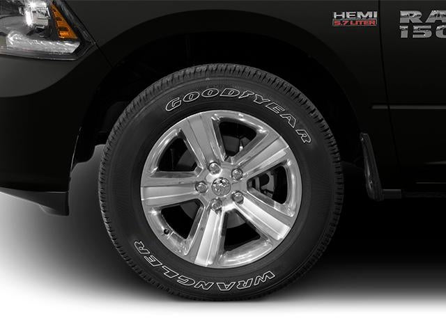 2014 RAM 1500 4WD Crew Cab 5.7 Ft Box Sport
