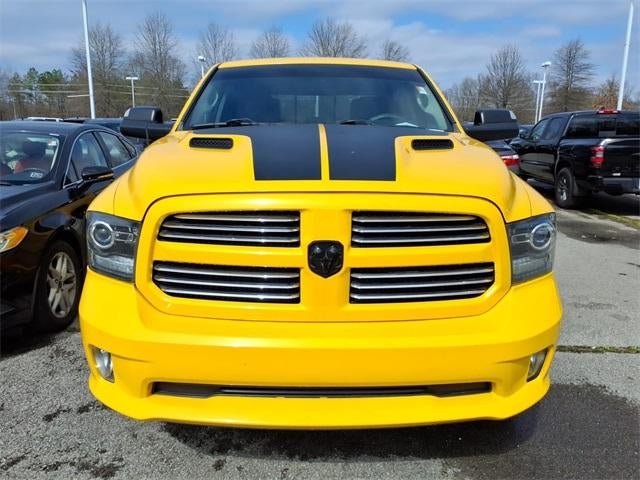 2016 RAM 1500 4WD Crew Cab 5.7 Ft Box Sport