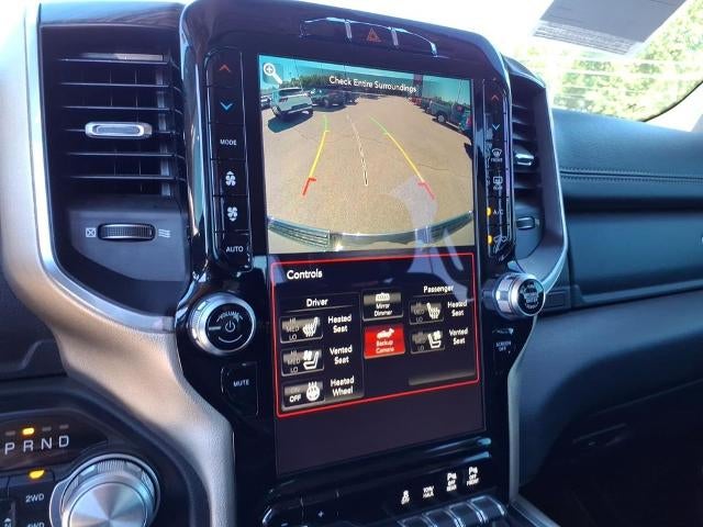 2019 RAM 1500 Laramie 4x4 Crew Cab 5'7" Box