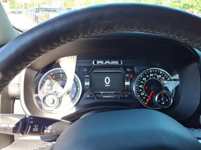 2019 RAM 1500 Laramie 4x4 Crew Cab 5'7" Box