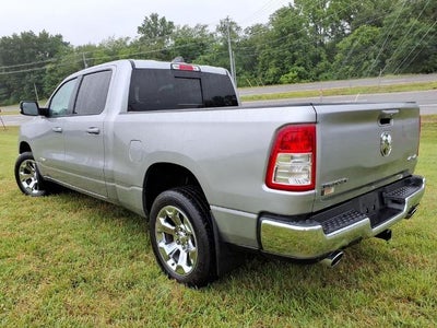 2022 RAM 1500 Big Horn 4x4 Crew Cab 6'4" Box