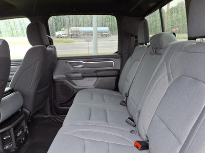 2022 RAM 1500 Big Horn 4x4 Crew Cab 6'4" Box