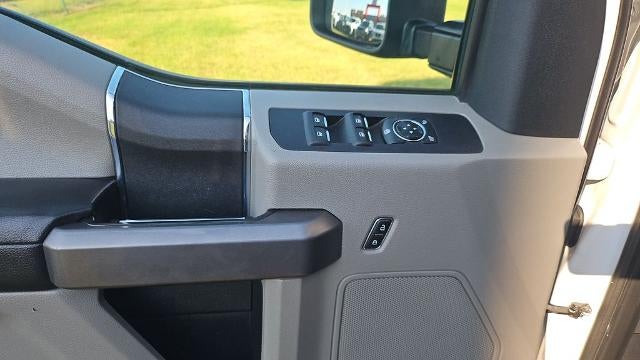 2019 Ford Super Duty F-250 SRW XLT 4WD Crew Cab 6.75' Box
