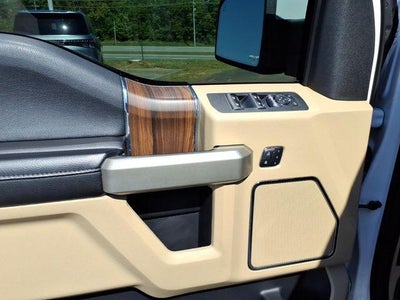 2016 Ford F-150 4WD SuperCrew 5-1/2 Ft Box Lariat