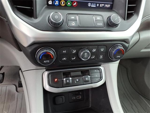 2022 GMC Acadia FWD SLT