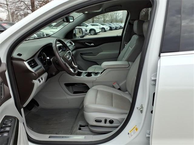 2022 GMC Acadia FWD SLT