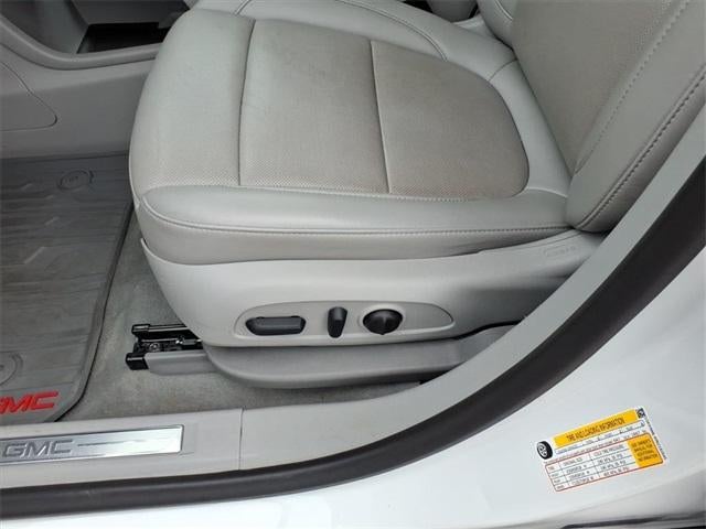 2022 GMC Acadia FWD SLT