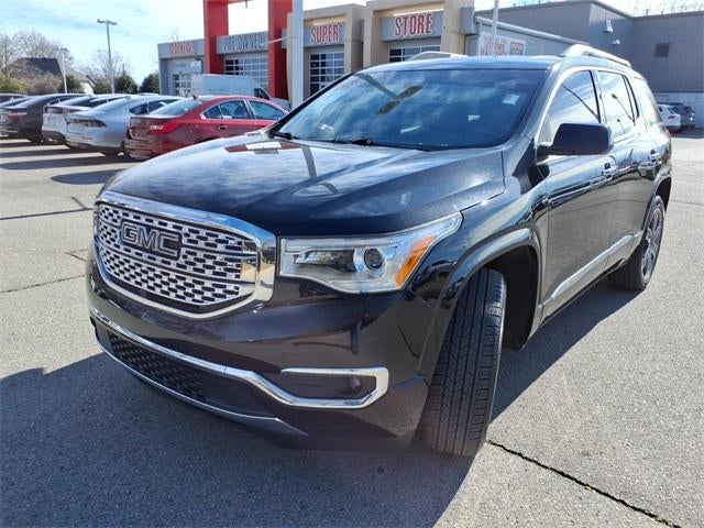 2017 GMC Acadia FWD Denali