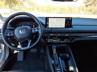 2023 Honda Accord Hybrid Touring Sedan w/o BSI