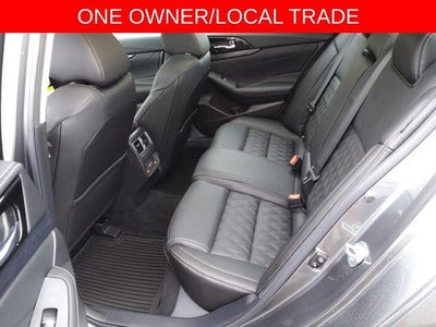 2023 Nissan Maxima Platinum