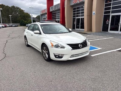2014 Nissan Altima 4dr Sdn I4 2.5 SL