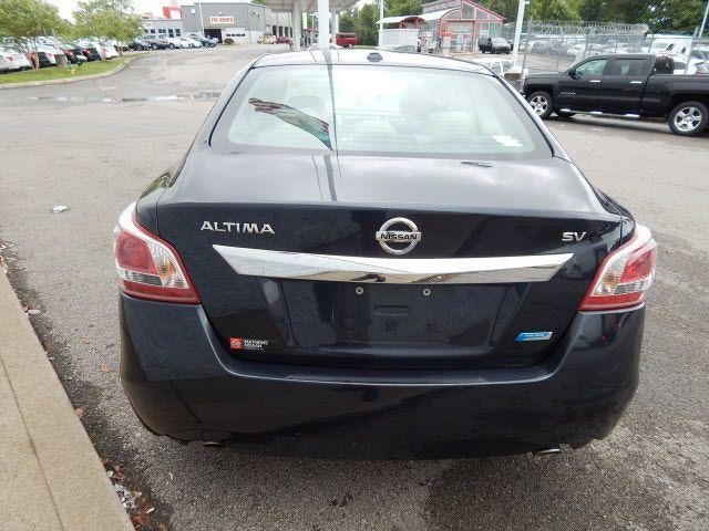 2013 Nissan Altima 4dr Sdn I4 2.5 SV