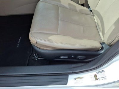 2015 Nissan Altima 4dr Sdn I4 2.5 SL