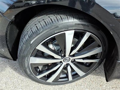 2022 Nissan Altima 2.0 SR Sedan