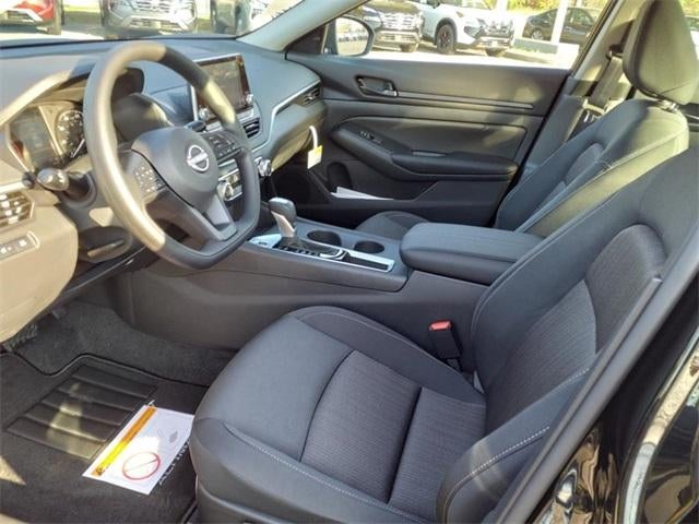 2025 Nissan Altima S FWD