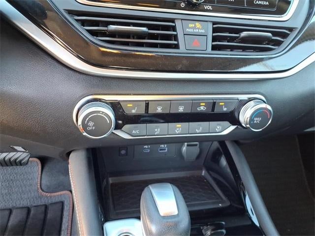 2023 Nissan Altima SR