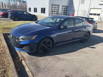 2023 Nissan Altima 2.5 SR Sedan