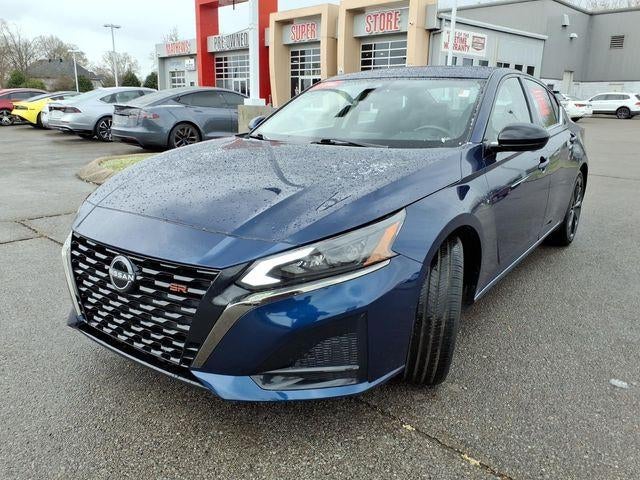 2023 Nissan Altima SR