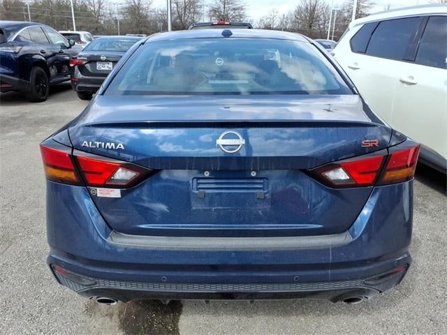2023 Nissan Altima SR