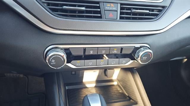 2026 Nissan Altima SR