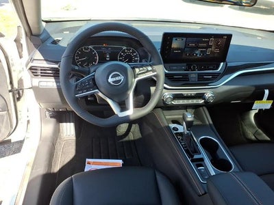 2026 Nissan Altima SR FWD