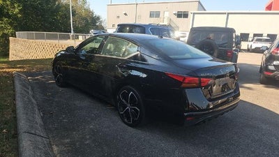 2025 Nissan Altima SR
