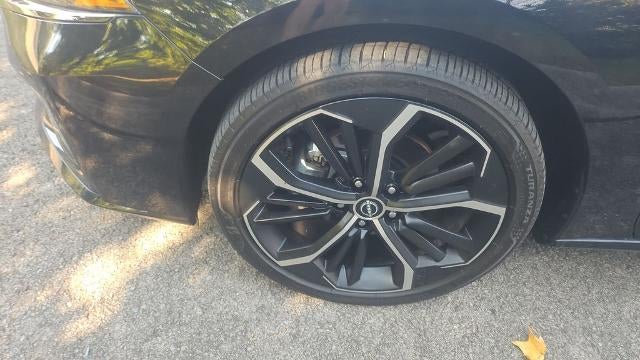 2025 Nissan Altima SR - Photo 7