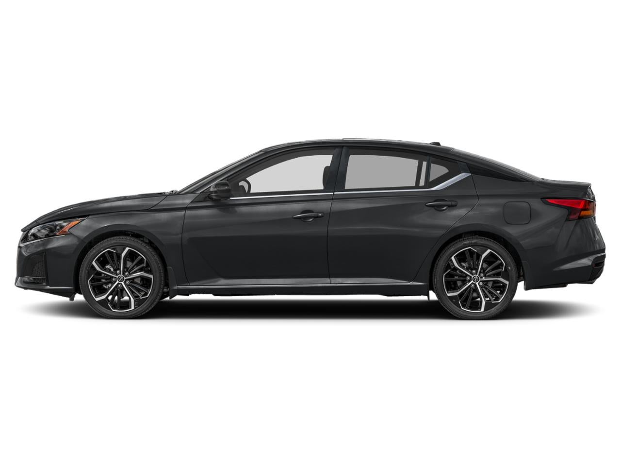 2025 Nissan Altima SR - Photo 9