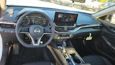 2026 Nissan Altima SR FWD