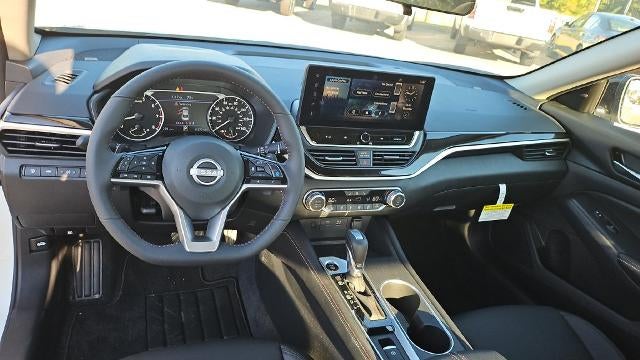2026 Nissan Altima SR FWD