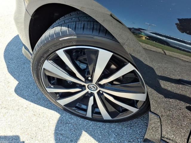 2022 Nissan Altima SR