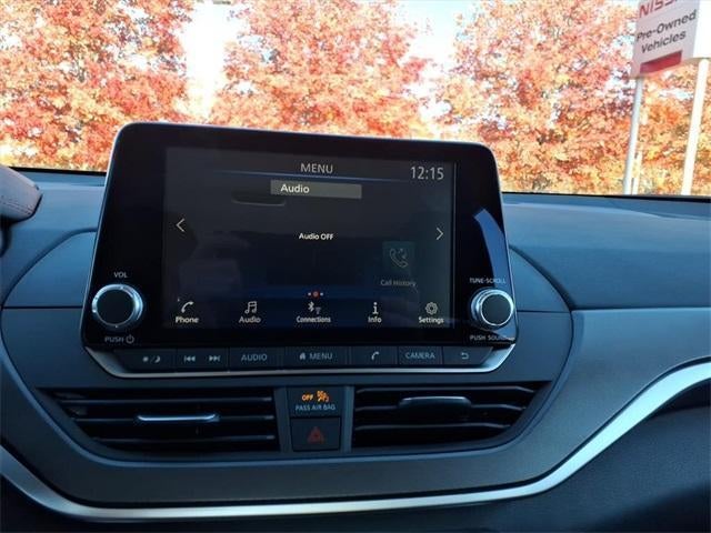 2025 Nissan Altima SR