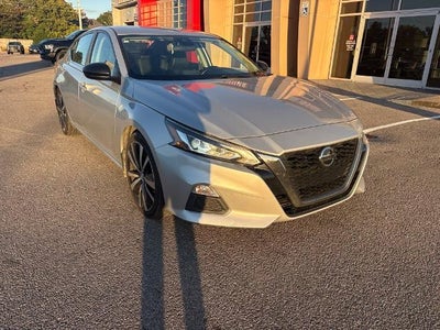 2020 Nissan Altima 2.5 SR Sedan
