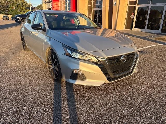 2020 Nissan Altima 2.5 SR Sedan