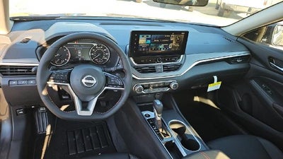 2026 Nissan Altima SR