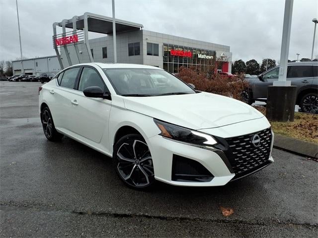 2025 Nissan Altima SR