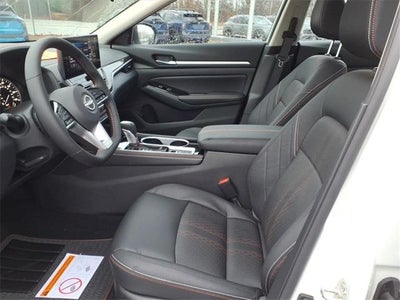 2025 Nissan Altima SR