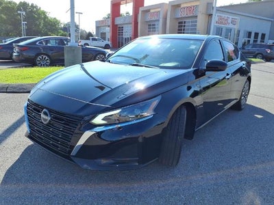 2024 Nissan Altima 2.5 SV Sedan