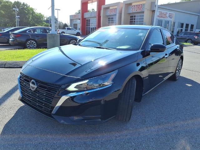 2024 Nissan Altima 2.5 SV Sedan