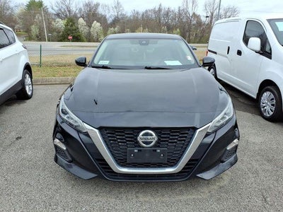 2021 Nissan Altima 2.5 SV Sedan
