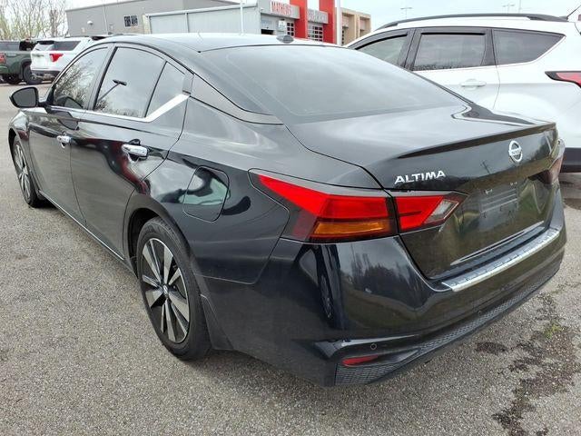 2021 Nissan Altima 2.5 SV Sedan