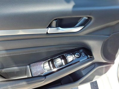 2022 Nissan Altima SV