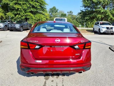 2024 Nissan Altima 2.5 SV AWD Sedan
